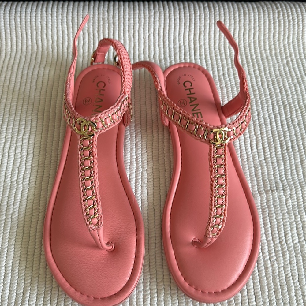 Chanel thong sandals 38.5 light pink